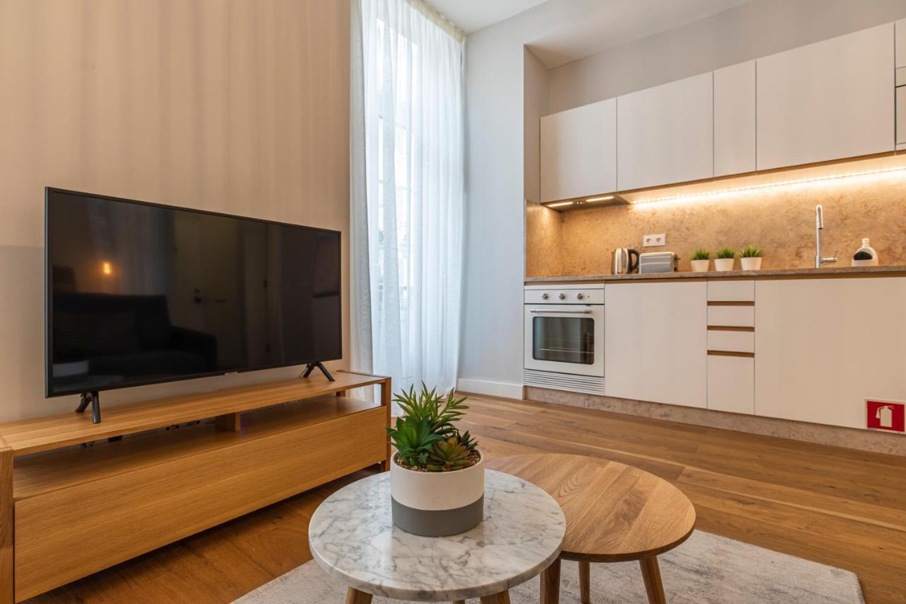 Ferienwohnung Upscale & Trendy Flat In The Center Lissabon Exterior foto