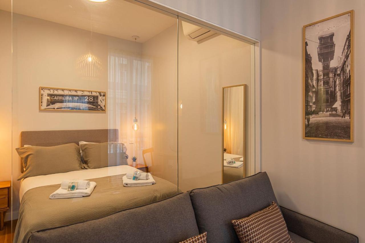 Ferienwohnung Upscale & Trendy Flat In The Center Lissabon Exterior foto