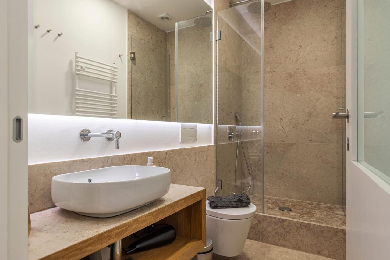 Ferienwohnung Upscale & Trendy Flat In The Center Lissabon Exterior foto
