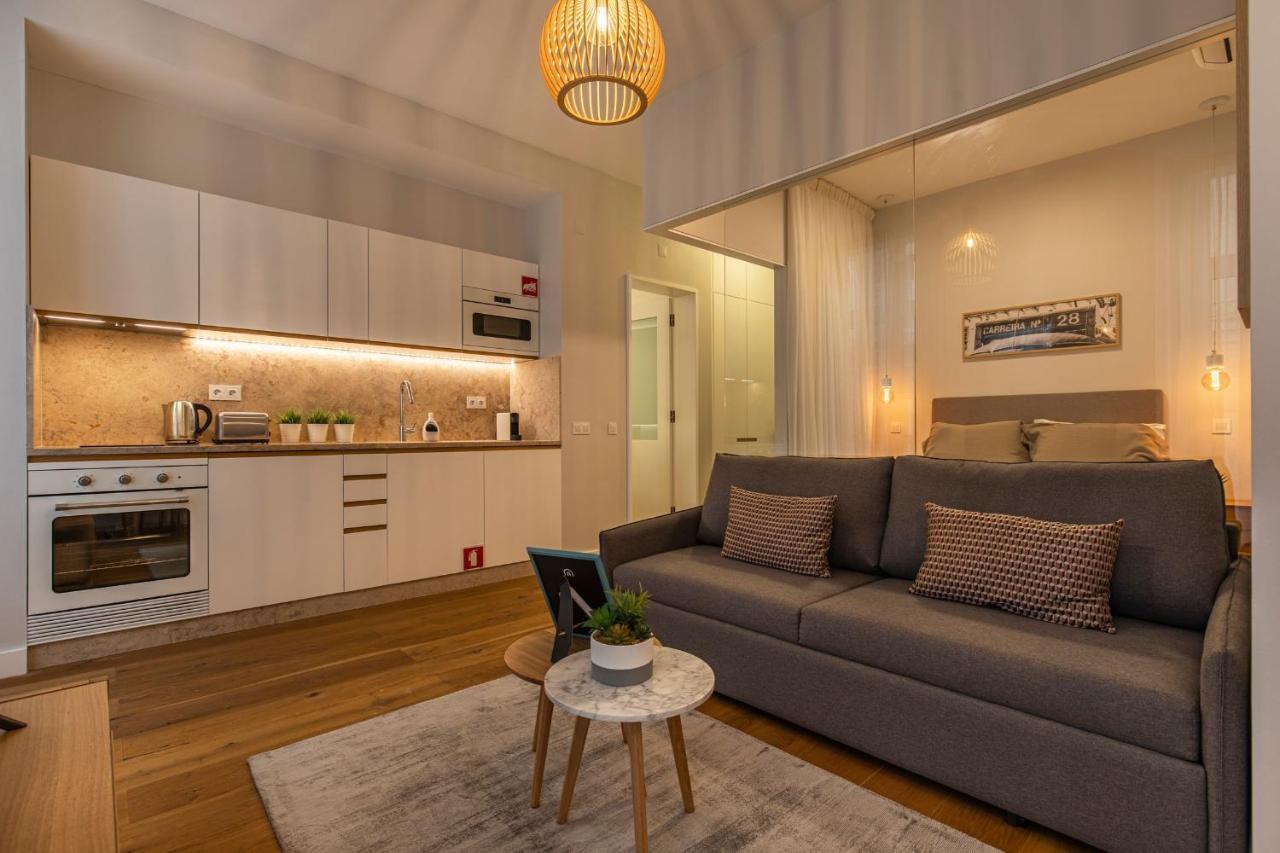Ferienwohnung Upscale & Trendy Flat In The Center Lissabon Exterior foto