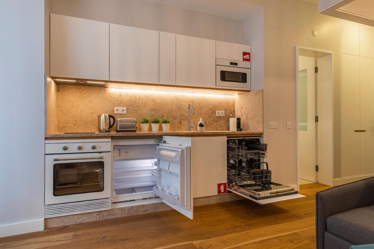 Ferienwohnung Upscale & Trendy Flat In The Center Lissabon Exterior foto